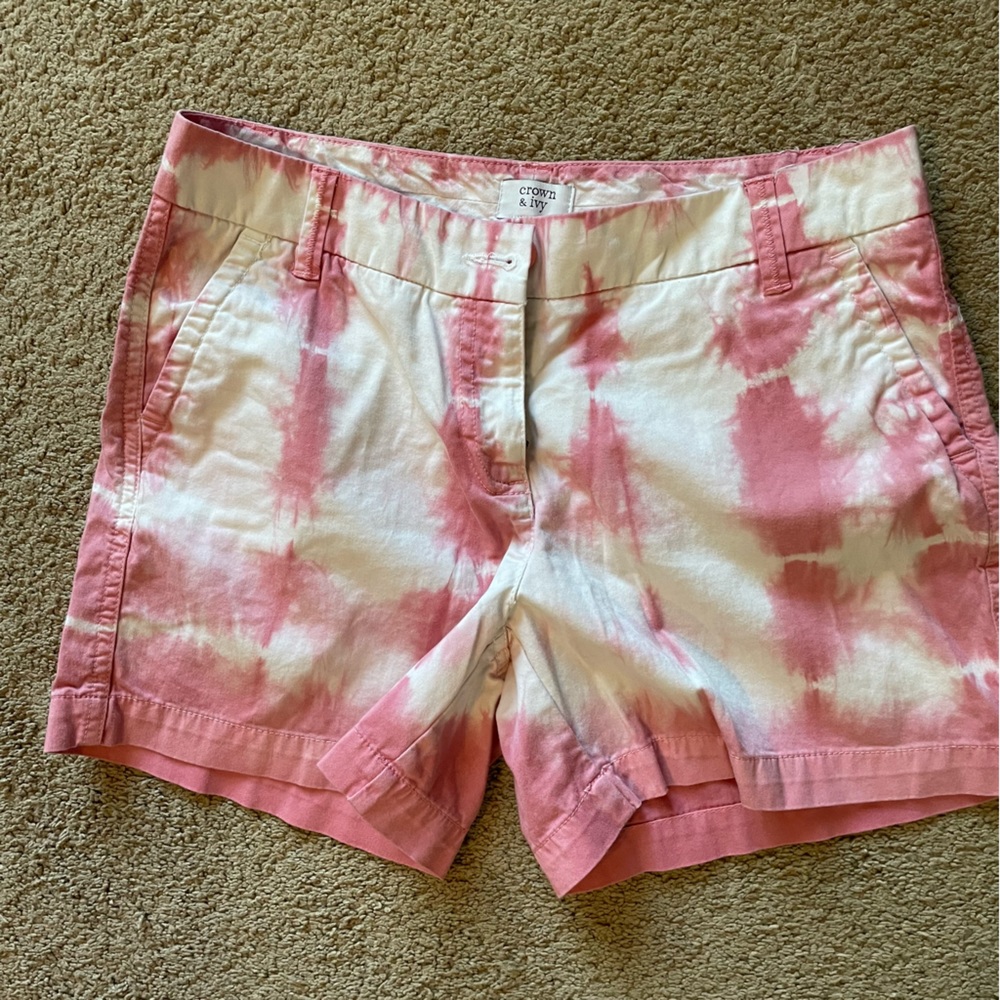 Crown & Ivy Caroline Shorts